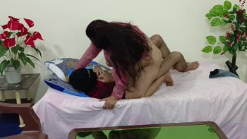 Sexybillah's Sizzling Step Aunty Fling: Hot Nephew Walks In