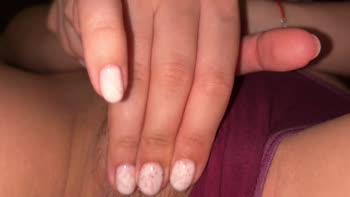 AlexaHolli's Hairy Solo - Close-Up Masturbation Delights