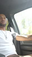 LIFE_ENTERTAINMENT - Ebony Babe's BBC Jerkoff Surprise in New York City Streets