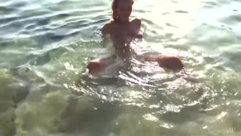 Delilah's Sultry Sea Siren Seduction: A Blonde Bombshell's Big Tit Masturbation
