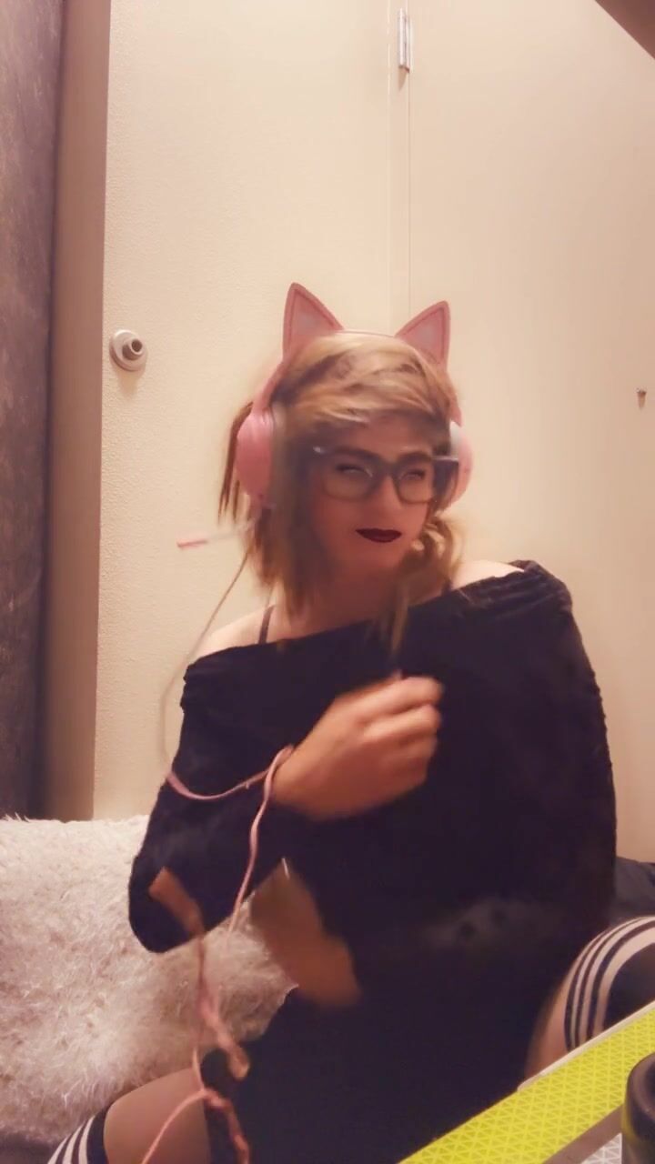 Lexi Constantine's Cute Femboy Anal Delights