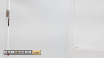 Brazzers - What Better Way To Spend The Break At Work Than Fuck Angel Youngs & Jenna Starr?
