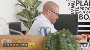 Brazzers - What Better Way To Spend The Break At Work Than Fuck Angel Youngs & Jenna Starr?