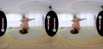 Lesbian Love: Teen (18+)'s Flexible Body Stretched to New Heights in VR