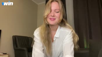 ImMayBee's Virtual Bliss: Intimate EGirl Roleplay & POV Sex