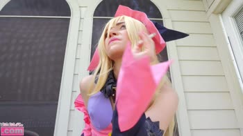 Mila Rose's Smoking Hot Cosplay Lap Dance