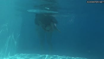 Yenifer Chacon's Sizzling Underwater Solo Adventure