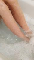 SweetScottishSub's Sassy Feet Worship in the Bath