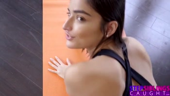 StepSiblingsCaught- Step Sisters Ripped Yoga Pants S8:E5