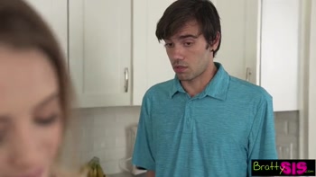 My Stepbrother Helps Me Put A Big Load In The Laundry - S20:E6