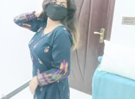 Sobianasir2001 - Sobia Nasir's Naughty WhatsApp Dance for Her Special Client