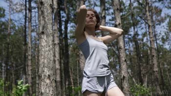 Anna's Outdoor Seduction: A Brunette Beauty Strips Bare