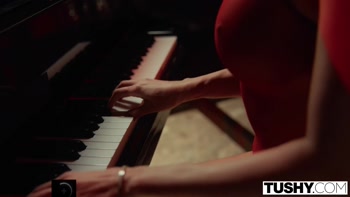 TUSHY Voluptuous Beauty Reina O'hara Gapes Her Flawless Tiny Ass Wide Open