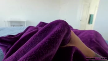 Stepmoms Big Titties - S16:e3