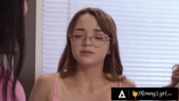 Honey Hayes Teaches A Lesson In Seduction: Step Fantasy Threesome