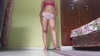 Dipalisharma's Sensual Indian Solo Striptease - Big Ass & Boobs