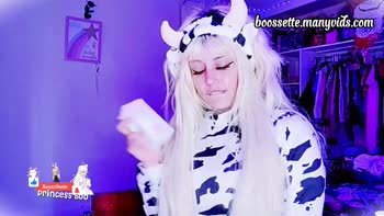 Nina-Boo's Creamy Delight: Teen (18+) Blonde Eats Milk & Cookies in 60FPS HD