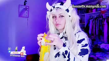 Nina-Boo's Creamy Delight: Teen (18+) Blonde Eats Milk & Cookies in 60FPS HD