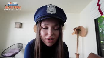 Deluxe_Bitch's Cosplay Corruption: Bribing the Cop
