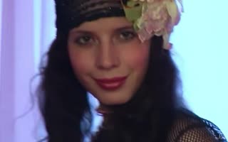 Anoushka's Vintage Charm: A Stunning Teen (18+) Masturbates in Costume
