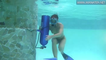 Minnie Manga's Underwater Delight with a Blue Dildo