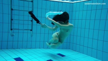 Alla's Scorching Underwater Solo Show