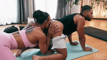Leilani Li's Sultry Session with Tony Genius