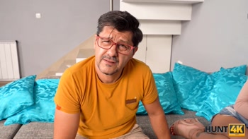 HUNT4K. No problem for Raul Costa cock to enter pussy of friend's concubine