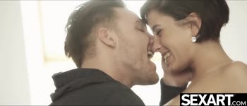 Anabelle's Passionate Throat Job Leads to Steamy Sex Romp with Matt Ice