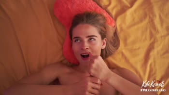 Kate Kravets' Petite Step Sis: POV Twerking Ride & Blowjob Facial