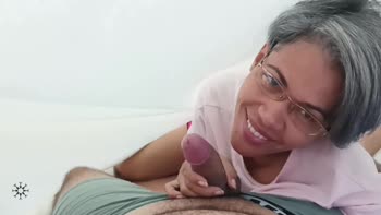 Swingersamateur40 - Stepbrother's Secret Surprise: Colombian Cutie Blows and Gets Creampied