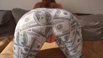 Booty Ass's Ripped Leggings Unleash Her Big Booty Frenzy