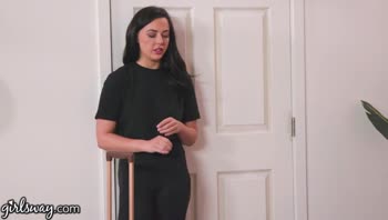 Whitney Wright Catches Eliza Ibarra in Steamy Solo Fun