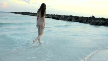 Bahamas Beauty Unleashes Her Beachside Seduction