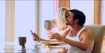 Chloe Foster's Morning Delight: Deepthroat & Fucked by Tommy Gunn