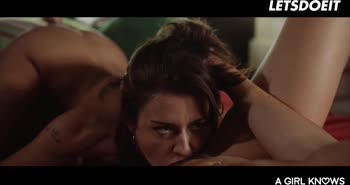 Clea Gaultier & Sandra Wellness Ignite Romantic Lesbo Flames