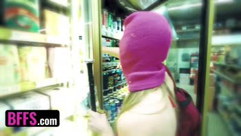 Rory Knox & Octavia's Spring Break Heist: College