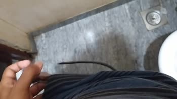 Pakinoon's Public Pleasure: Solo Indian Masturbation & Loud Moans