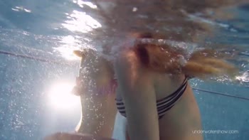 Nastya's Underwater Lesbian Escapade