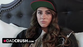 Dad Crush - Gorgeous Babe Gets Tired Of Being Called Dyke By Stepdad