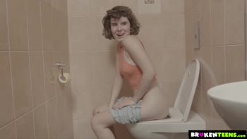 Lightfairy's Xmas Morning Surprise: A Romantic Lesbian Delight