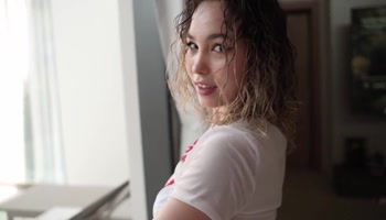 Ultra-babe sucks my dick like a chupa-chups