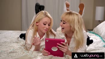 Chloe Cherry's College Babe Stepsister Gets Perv'd By Lesbian Lust