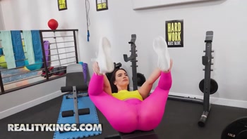 REALITY KINGS - Hot Ivy Ireland Surprises Scott With A Steamy Blowjob & Gets Pumped Hard In The Gym