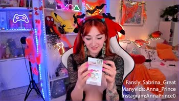Sabrina_Great - Sabrina's Sizzling Solo Unboxing: 60FPS Redhead Delight