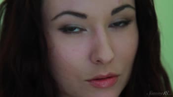 Stunning Brunette Sensation Unveils Her Natural Charm