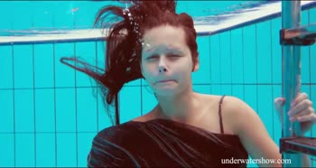 Nata Swims and Shakes her Ass