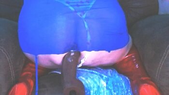 JackieYaejiPlush's Big Booty Teased by Fucking Machine