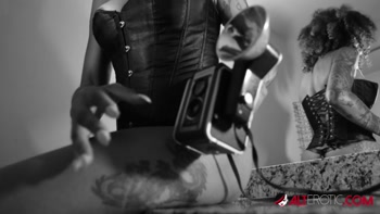 Tattooed Temptress Leah Michelle's Sultry Solo Masturbation