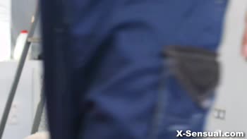 Ex-Dumping DP: Teeny's Uniform Seduction